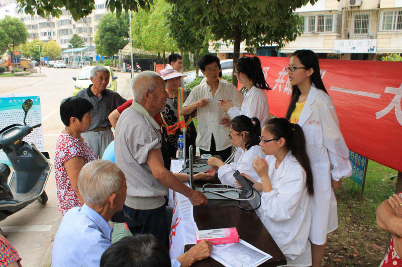 F꠳ɆTM^yѪܵ񂃵ٝpϣԶһЩ@ӵĻӡ