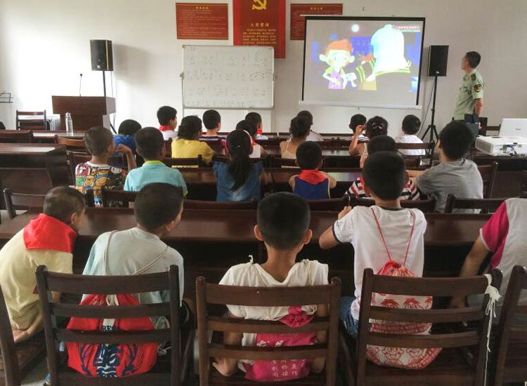 ־ԸՈą^侯꠰ǰٽoСтȫ֪Rv