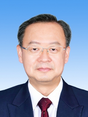 陳建文，男，漢族，1965年9月生，研究生學(xué)歷，中共黨員，現(xiàn)任人民日報社總編輯。