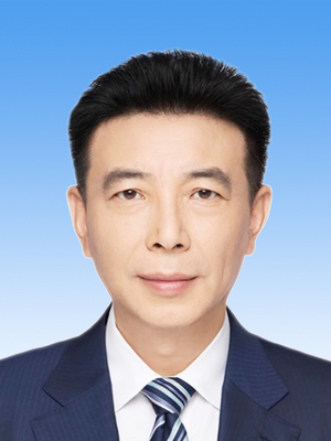 陳贄，男，漢族，1965年10月生，研究生學(xué)歷，中共黨員，現(xiàn)任人民日?qǐng)?bào)社編委委員、海外版編輯部總編輯。